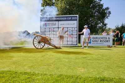 /assets/images/5/pedagrafie-fotografie-schweinsteiger-cup-22-8x6mqmarn4tgg7d.jpg