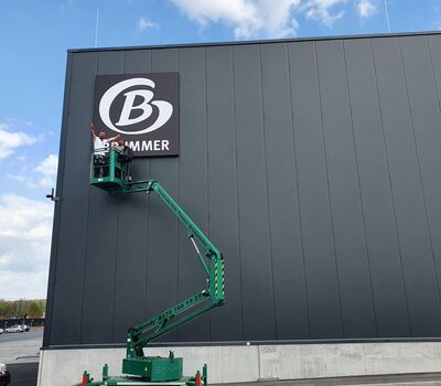 /assets/images/6/pedagrafie-brummer-logistik-galleryprint-01-fvs8kyxn397zm6c.jpg