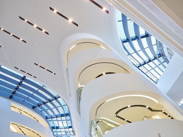 /assets/images/b/wirtschaftsuniversitaet-wien-bibliothek-atrium-schraegblick-g9wzp50ptyq3g9b.jpg