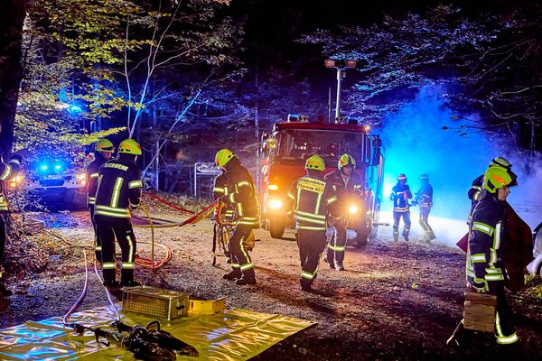 /assets/images/d/pedagrafie-fotografie-feuerwehr-passau-39-pqyms6p6sa1dr08.jpg
