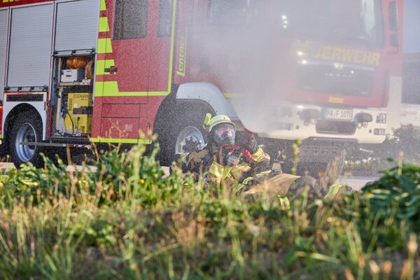 /assets/images/q/pedagrafie-fotografie-feuerwehr-passau-33-pv8zt67xttr1x9h.jpg