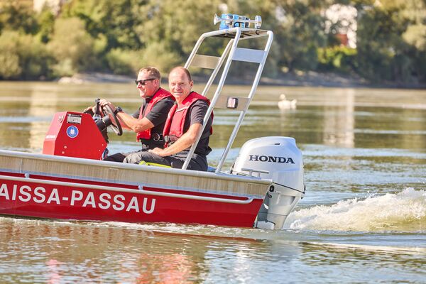 /assets/images/w/pedagrafie-fotografie-feuerwehr-passau-05-j629w0ak0z4k7c0.jpg