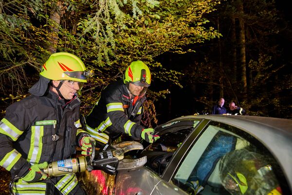 /assets/images/w/pedagrafie-fotografie-feuerwehr-passau-47-dbr912tc7wf6pdk.jpg