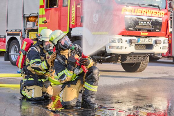 /assets/images/x/pedagrafie-fotografie-feuerwehr-passau-35-pbtr2b8yp2174r1.jpg